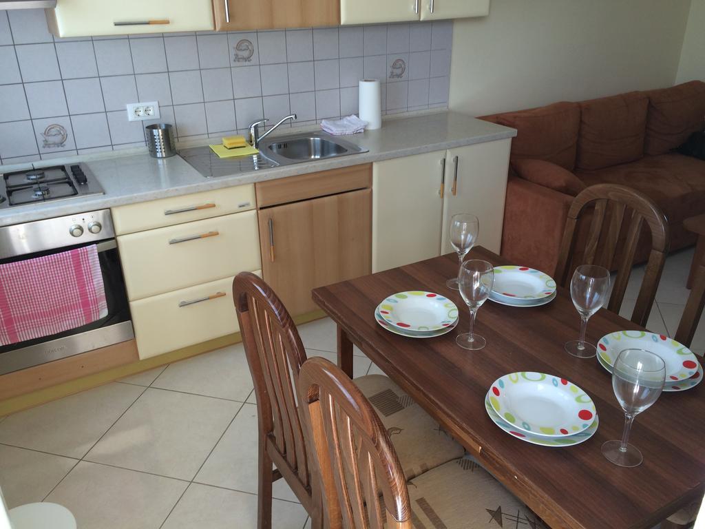 Kvajera Apartment Porec Esterno foto