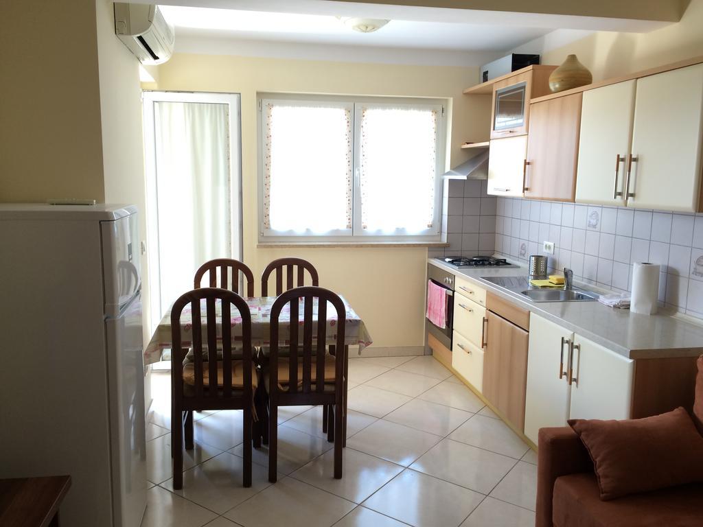 Kvajera Apartment Porec Esterno foto